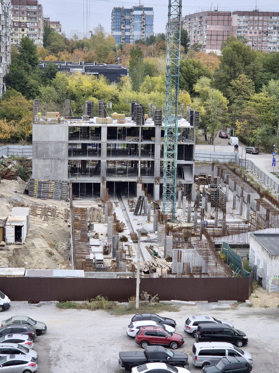 Вересень 2025